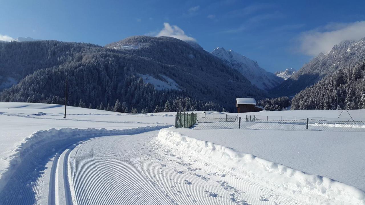 Gasthof Wacht Untertilliach ภายนอก รูปภาพ
