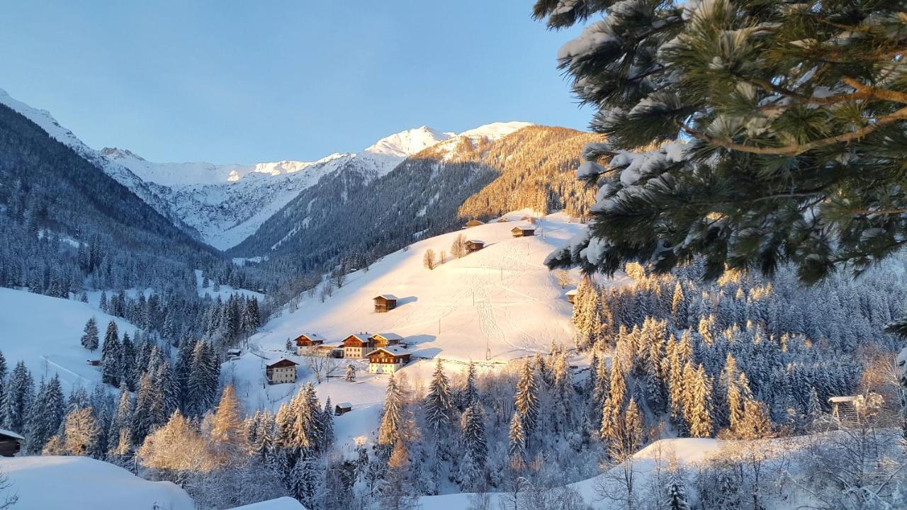 Gasthof Wacht Untertilliach ภายนอก รูปภาพ