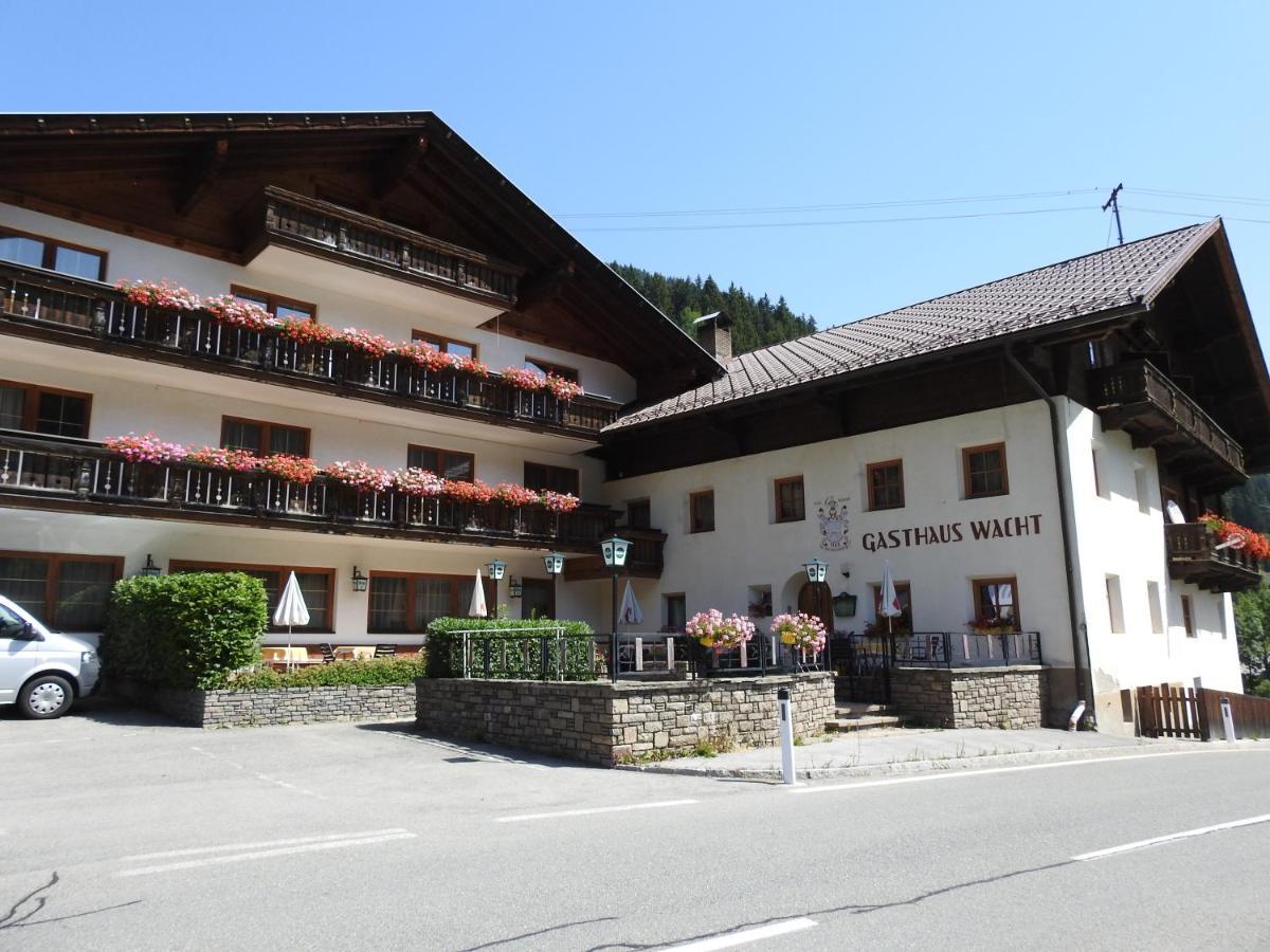Gasthof Wacht Untertilliach ภายนอก รูปภาพ